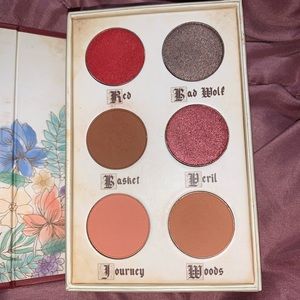 Story Book Cosmetics Eyeshadow Palette